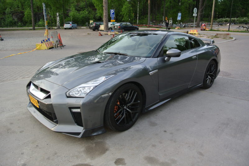 Nissan GT-R